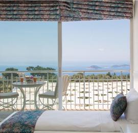 4 Bedroom Villa with Two Pools near Kalkan Town, Sleeps 8